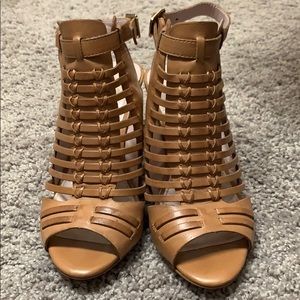 Vince camuto small heels